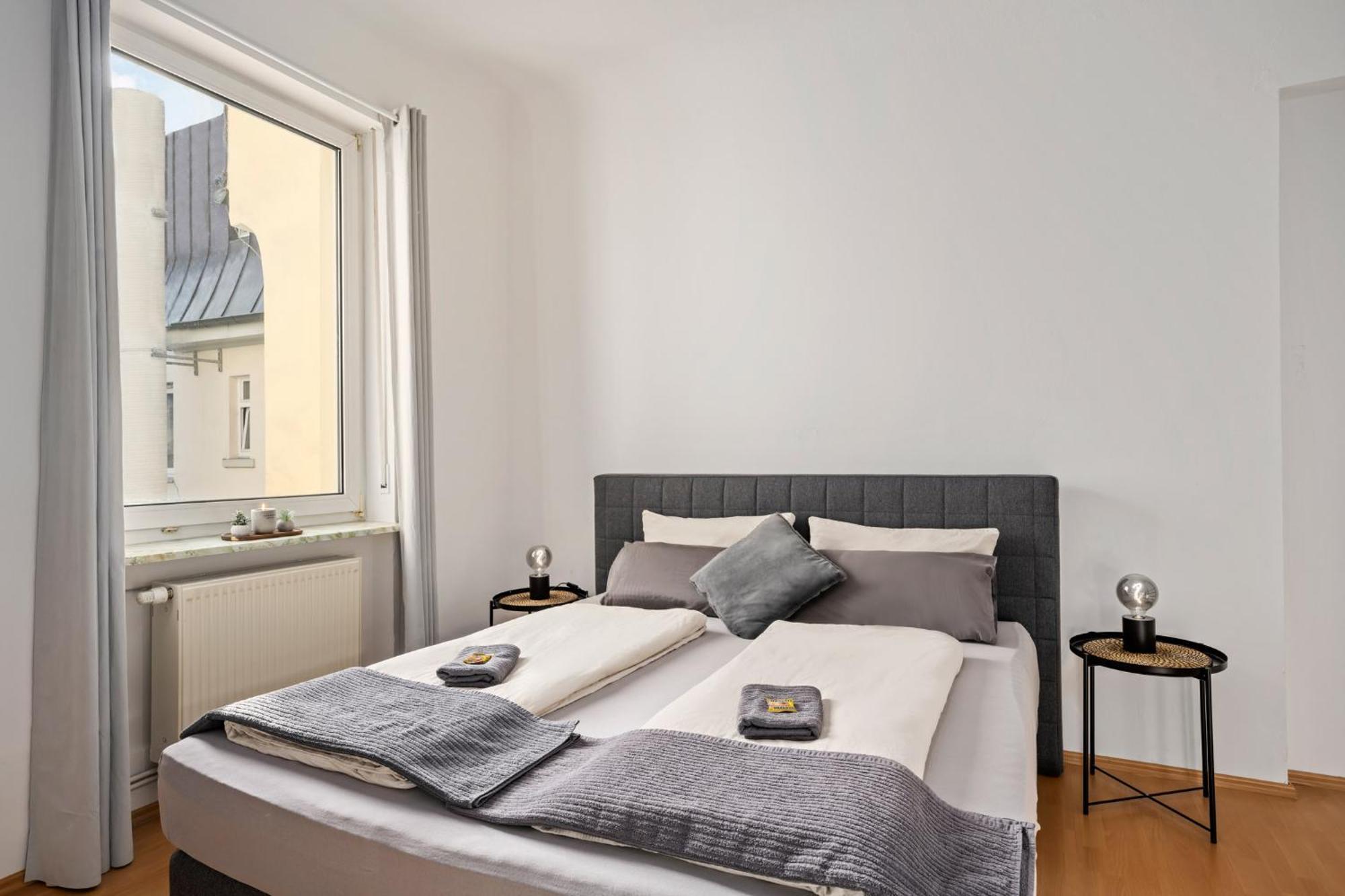 Ferienwohnung Blassdoerfer - Modernes Apartment In Bester Lage Und 93 Qm2 Bad Kissingen Exterior photo